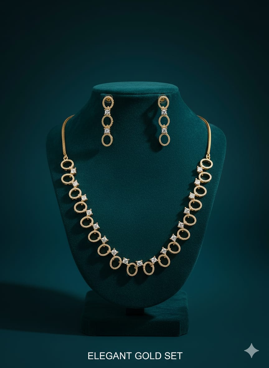 Classic Pattern / CZ Jewellery Set With Earrings