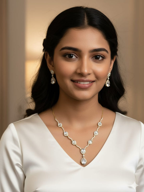 Party Wear Classic Jewellery Set with Earrings