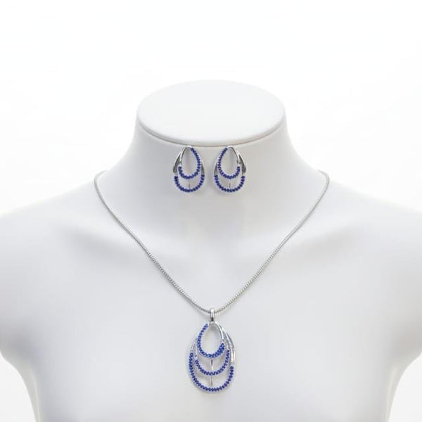 Traditional AD Pendant in Trend With Earrings