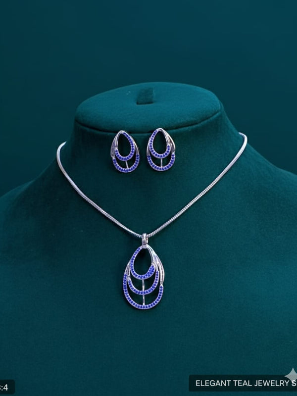 Traditional AD Pendant in Trend With Earrings
