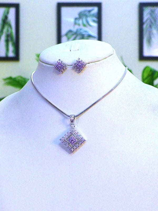 Traditional AD Pendant in Trend With Earrings