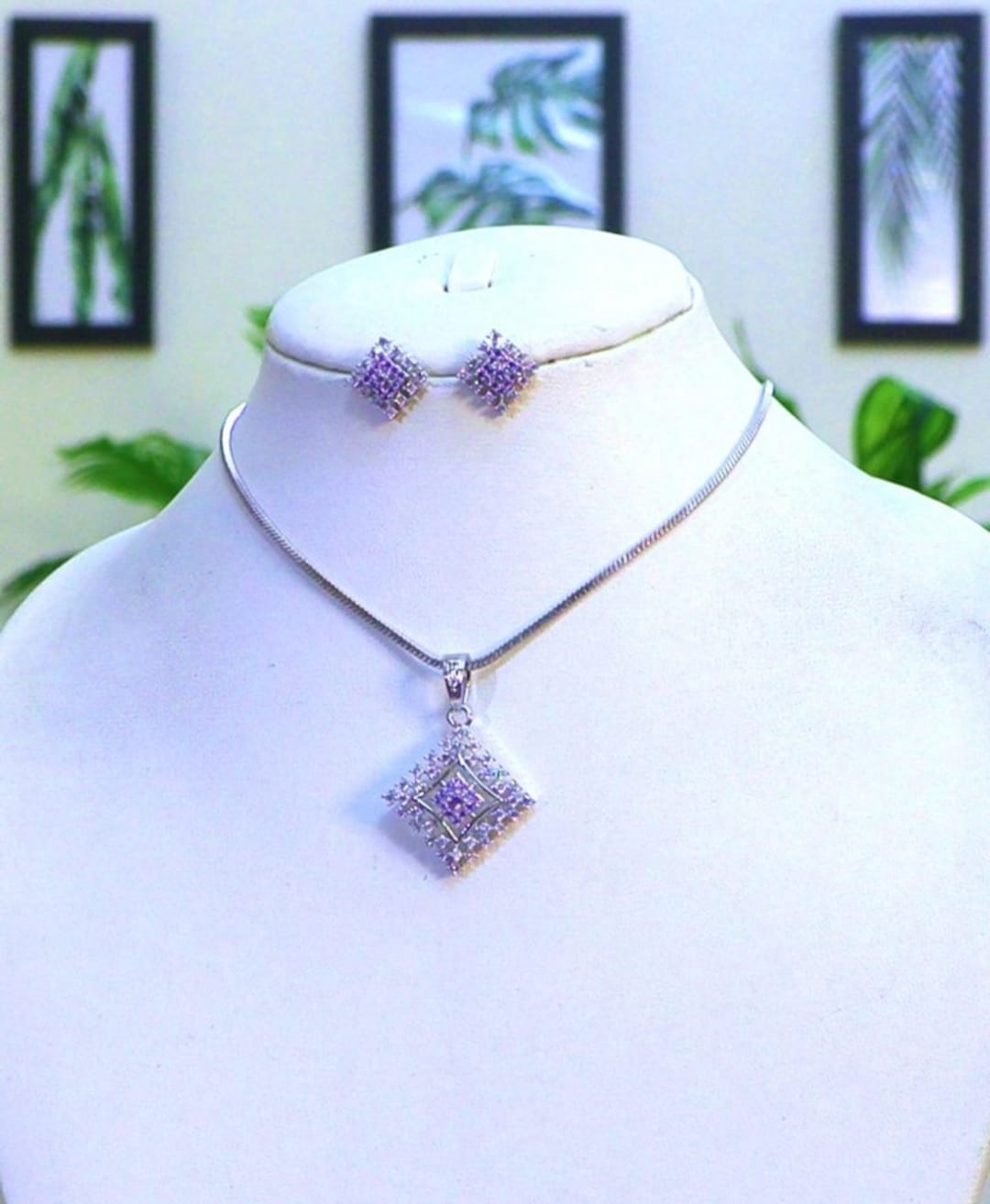 Traditional AD Pendant in Trend With Earrings