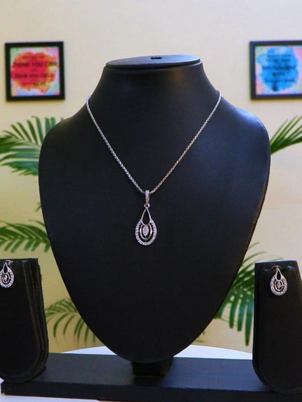 Elegant Pendant Set For Women With Earrings