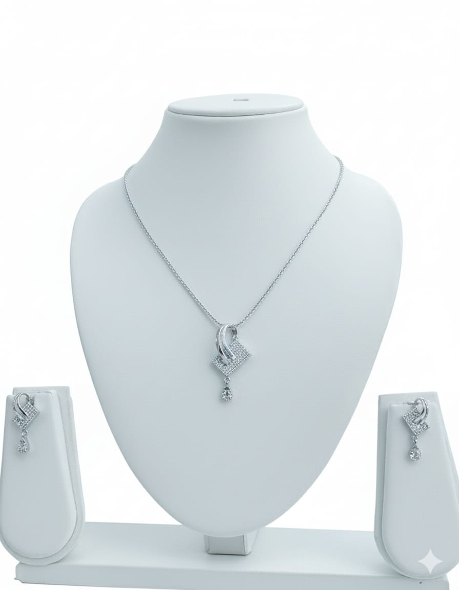 Elegant Pendant Set For Women With Earrings