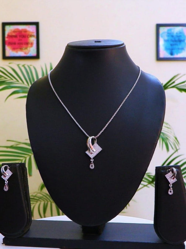 Elegant Pendant Set For Women With Earrings