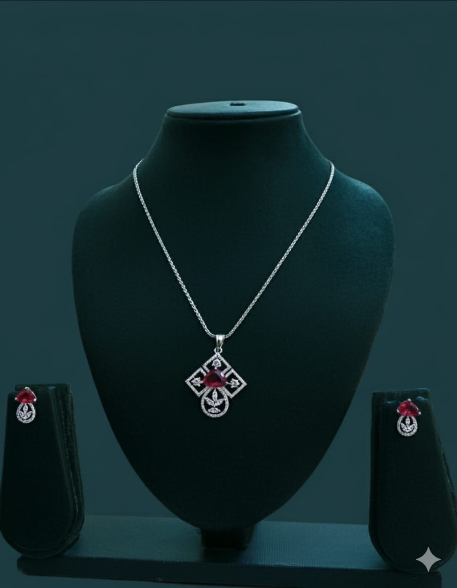 Latest Fashion Pendant set With Earrings