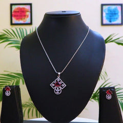 Latest Fashion Pendant set With Earrings