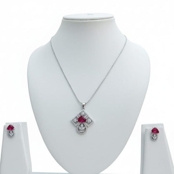 Latest Fashion Pendant set With Earrings